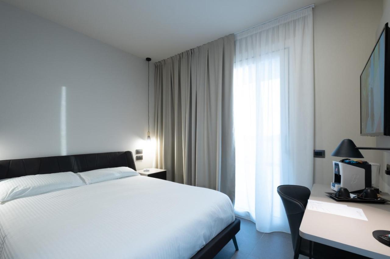 Bbcube Hotell Porto Viro Eksteriør bilde